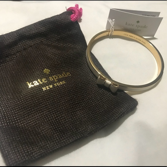 Kate Spade Take a Bow White Gold Bangle/Bracelet - Picture 4 of 6